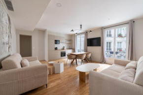 Luxe State of the Art Suite near Montmartre